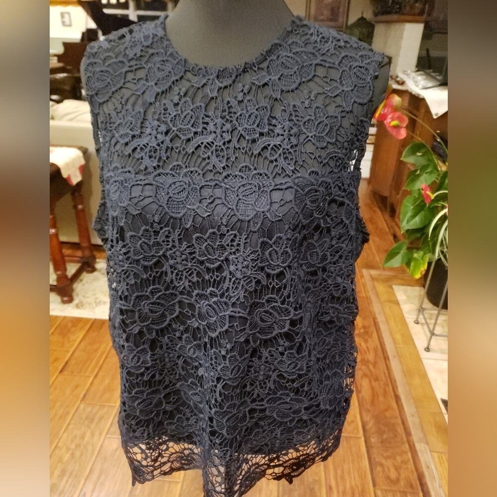 Nanette Lepore Navy Blue Floral Guipure Lace Sleeveless Top XL Gold Zip Back